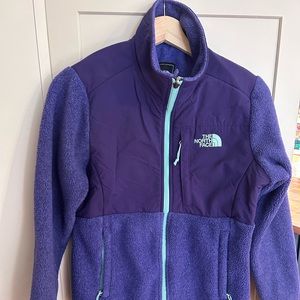 Women’s North Face Denali fleece jacket
